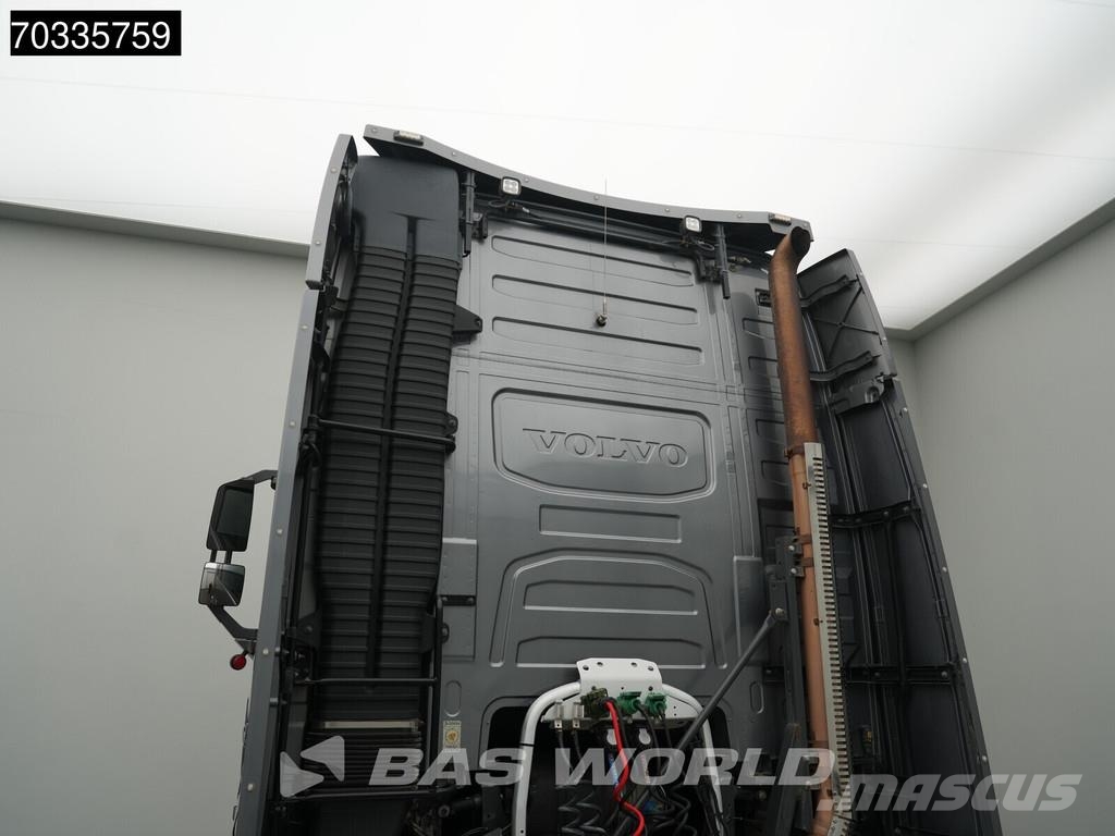 Volvo FH 540 6X4 XL Retarder Hydraulic I-ParkCool Full-A 牵引车