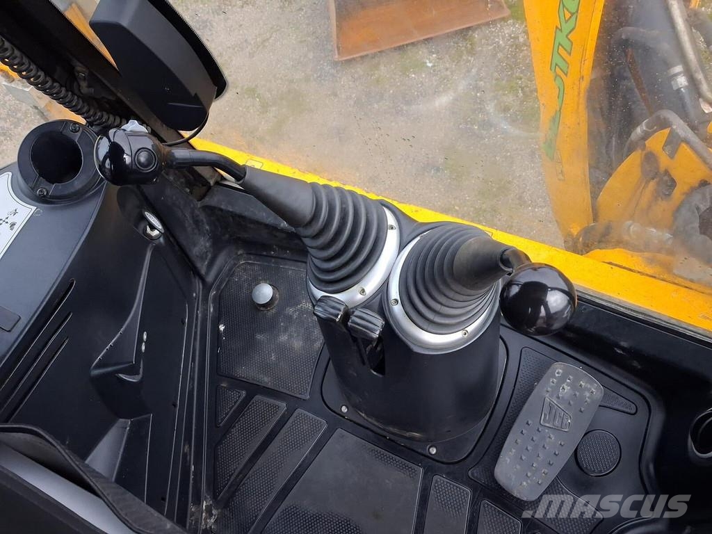 JCB 4CX Kazıcı yükleyiciler - beko loder