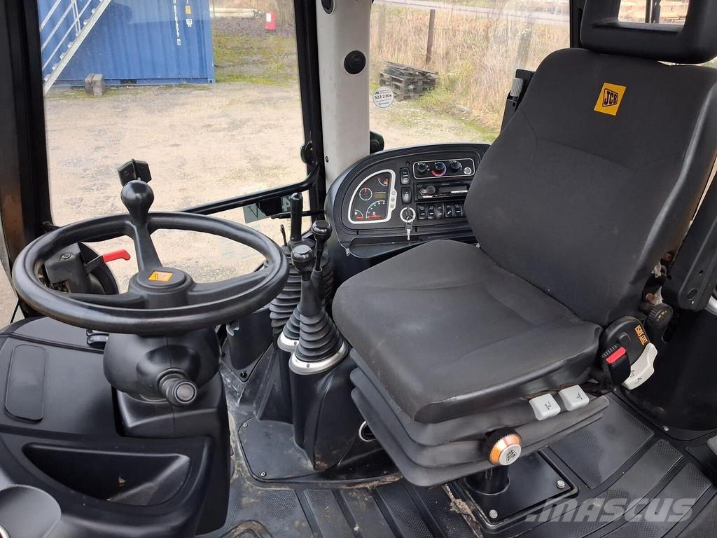 JCB 4CX Kazıcı yükleyiciler - beko loder