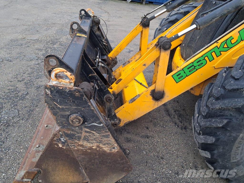 JCB 4CX Kazıcı yükleyiciler - beko loder
