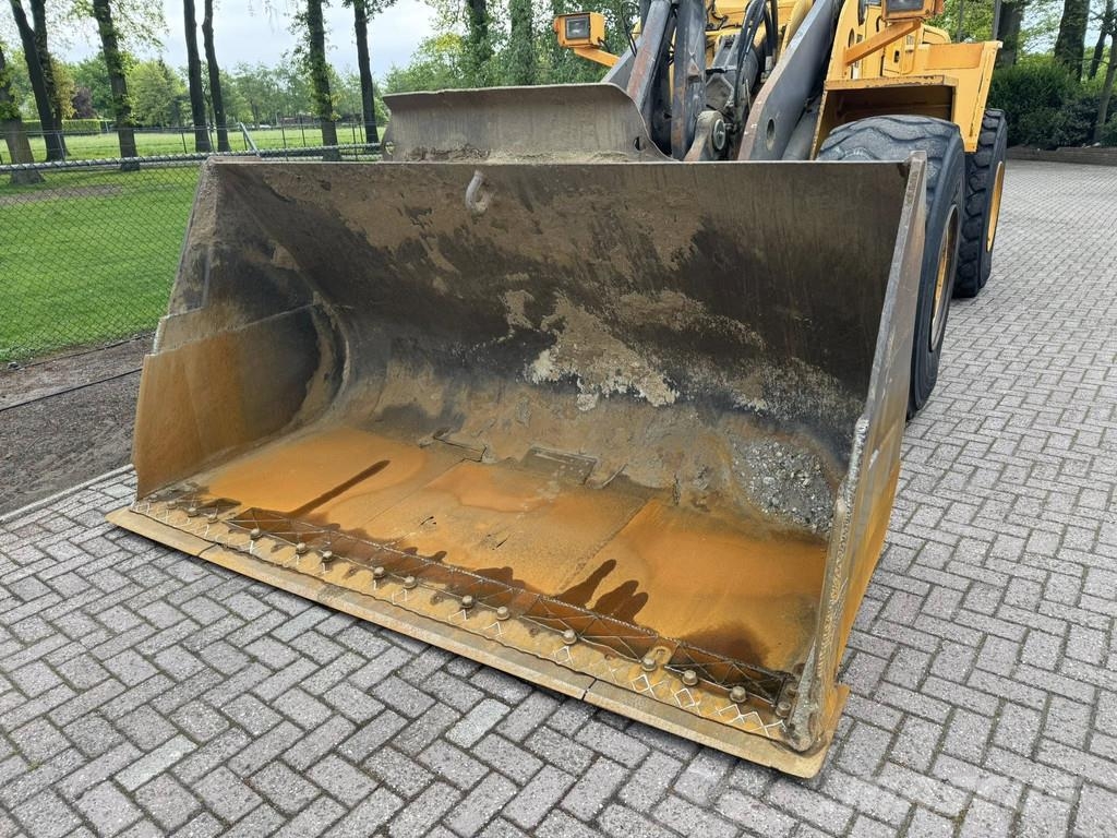 Volvo L180E Loader shovel Cargadoras sobre ruedas