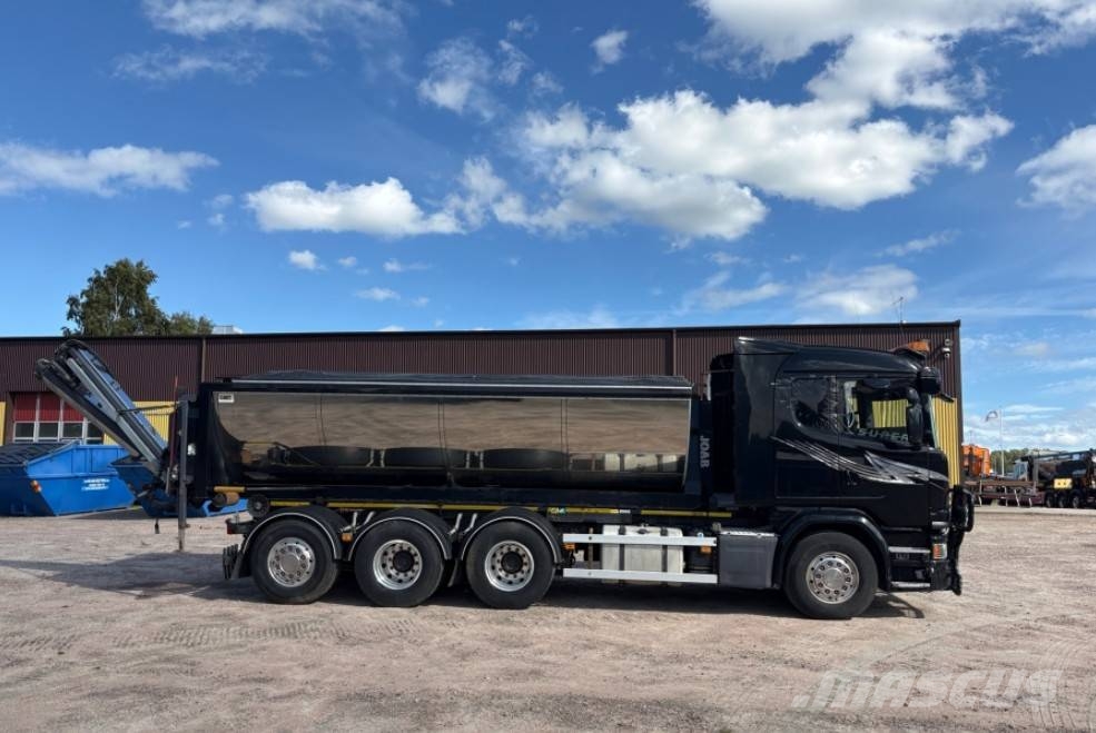 Scania G450LB8X4*4HNB med Balja och Sprider M-25 瀝青噴灑器
