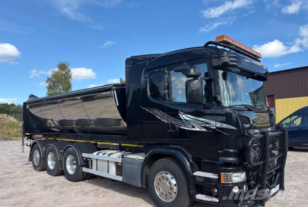 Scania G450LB8X4*4HNB med Balja och Sprider M-25 瀝青噴灑器