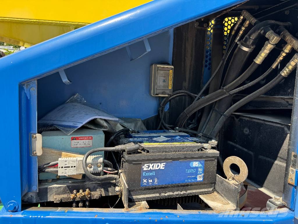 Aichi SP 21 AJ Teleskoparbeitsbühne Allrad 4x4 Telescoophoogwerkers