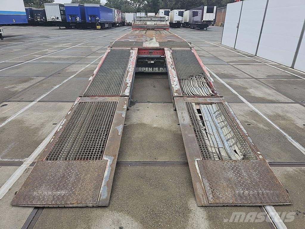 Nooteboom MCOS-48-03 3 ASSEN GEDWONGEN GESTUURD, 3X HYDRAULI Low loader yari çekiciler