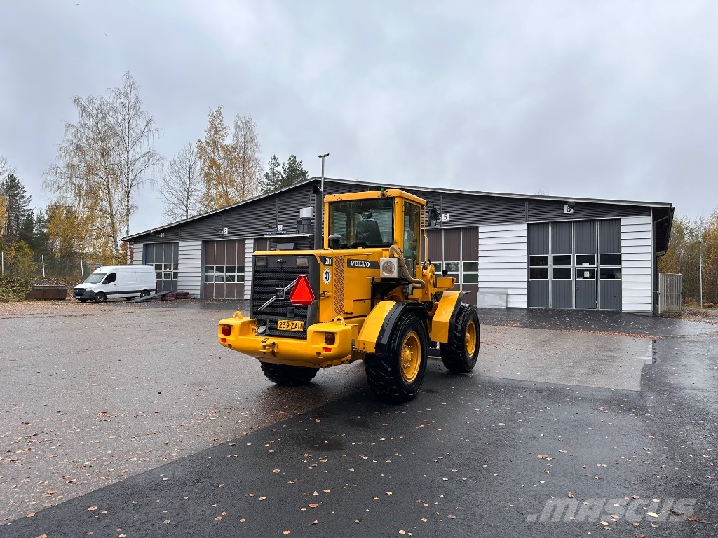 Volvo L 70 D ホイールローダー・タイヤショベル