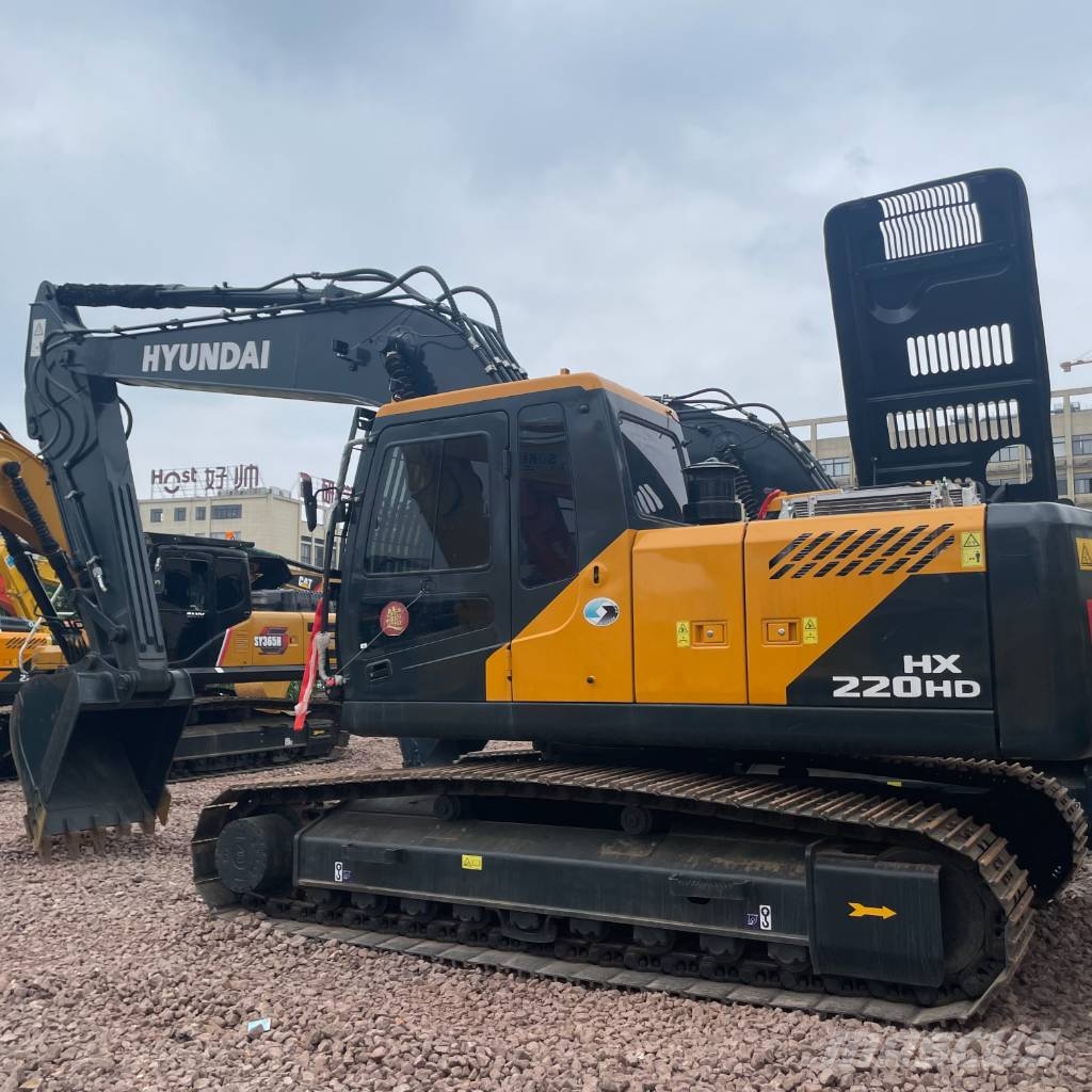 Hyundai HX 220 Kāpurķēžu ekskavatori