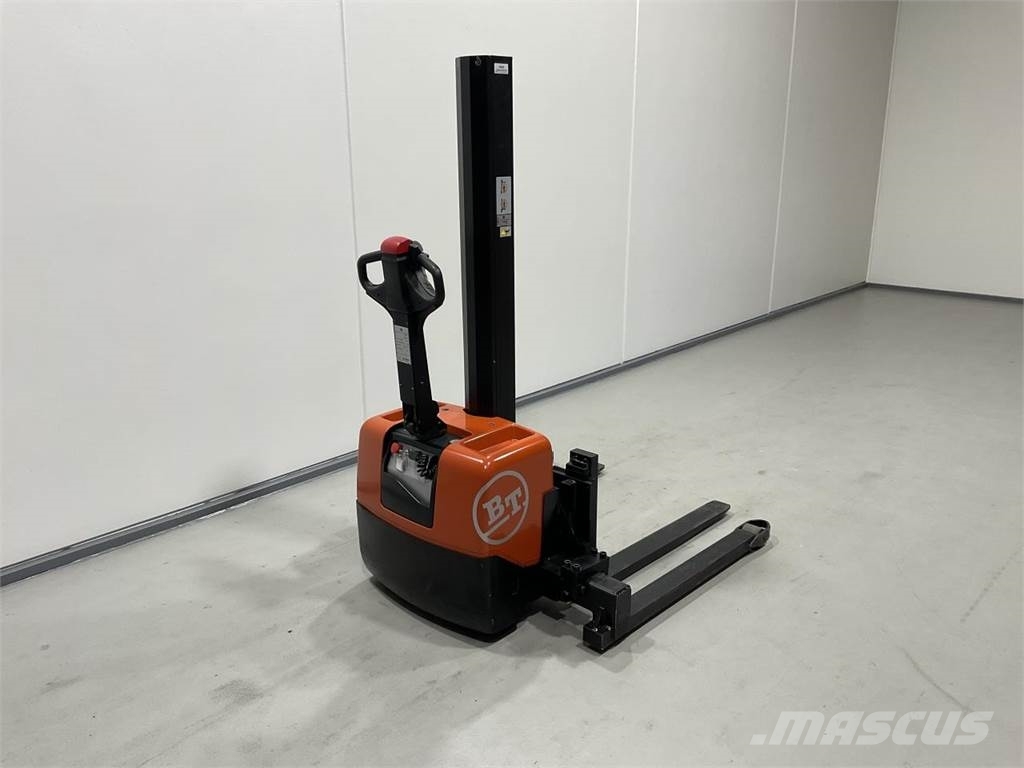 Toyota HWE100 行走式堆垛机