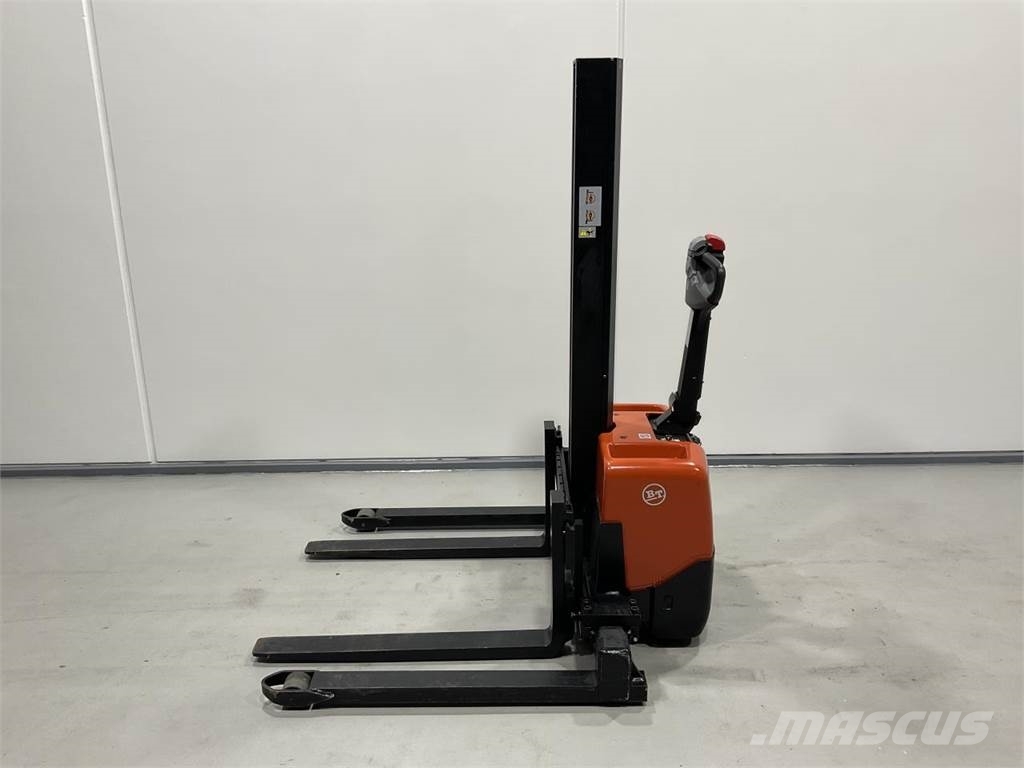 Toyota HWE100 行走式堆垛机