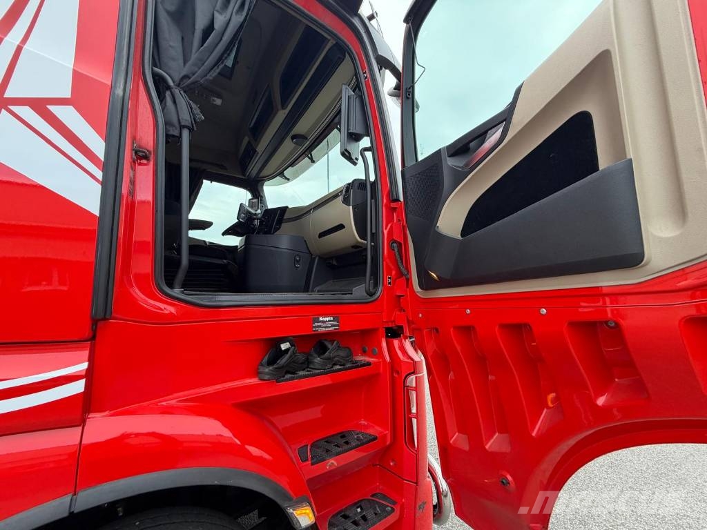 Mercedes-Benz ACTROS 6X2 Edition 0094 Skåpbilar