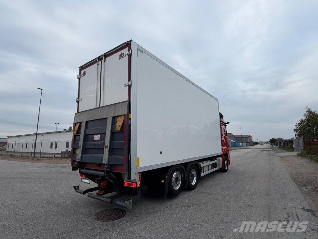 Mercedes-Benz ACTROS 6X2 Edition 0094 Skåpbilar