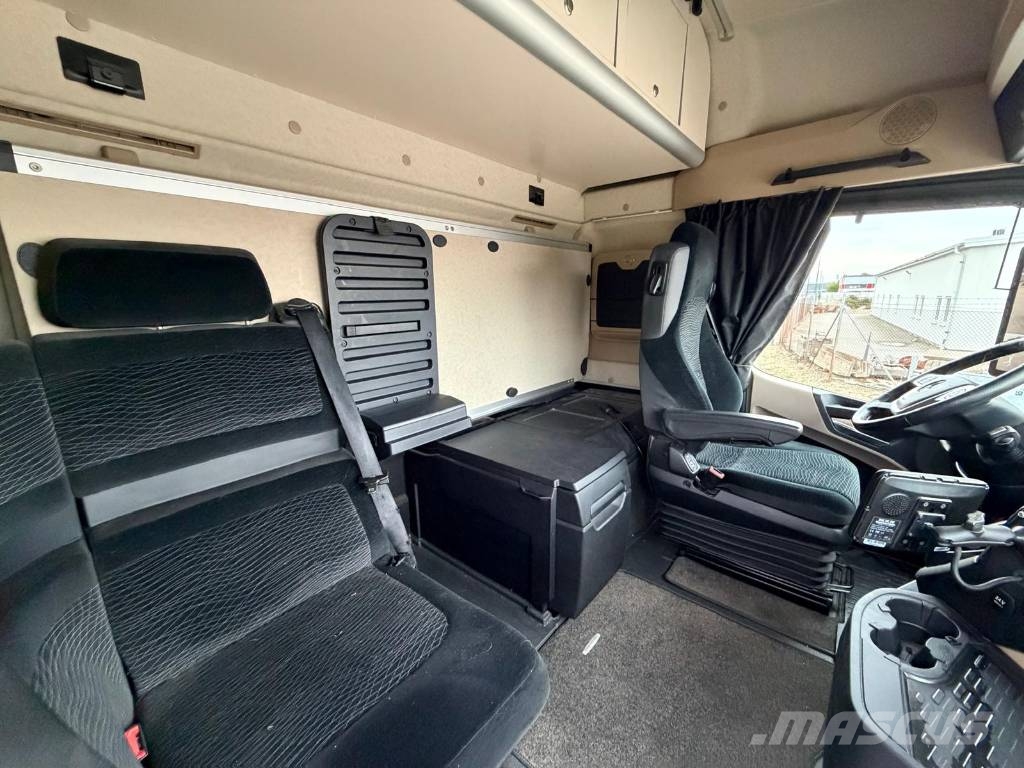 Mercedes-Benz ACTROS 6X2 Edition 0094 Skåpbilar