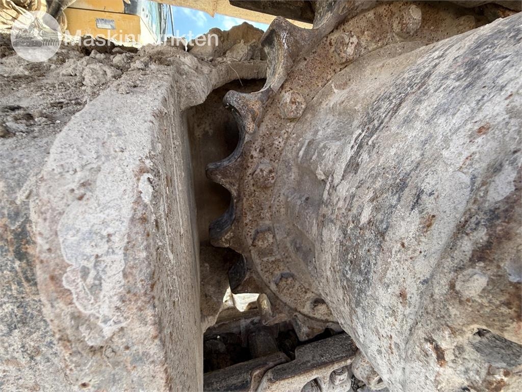 CAT 324D Lánctalpas kotrók