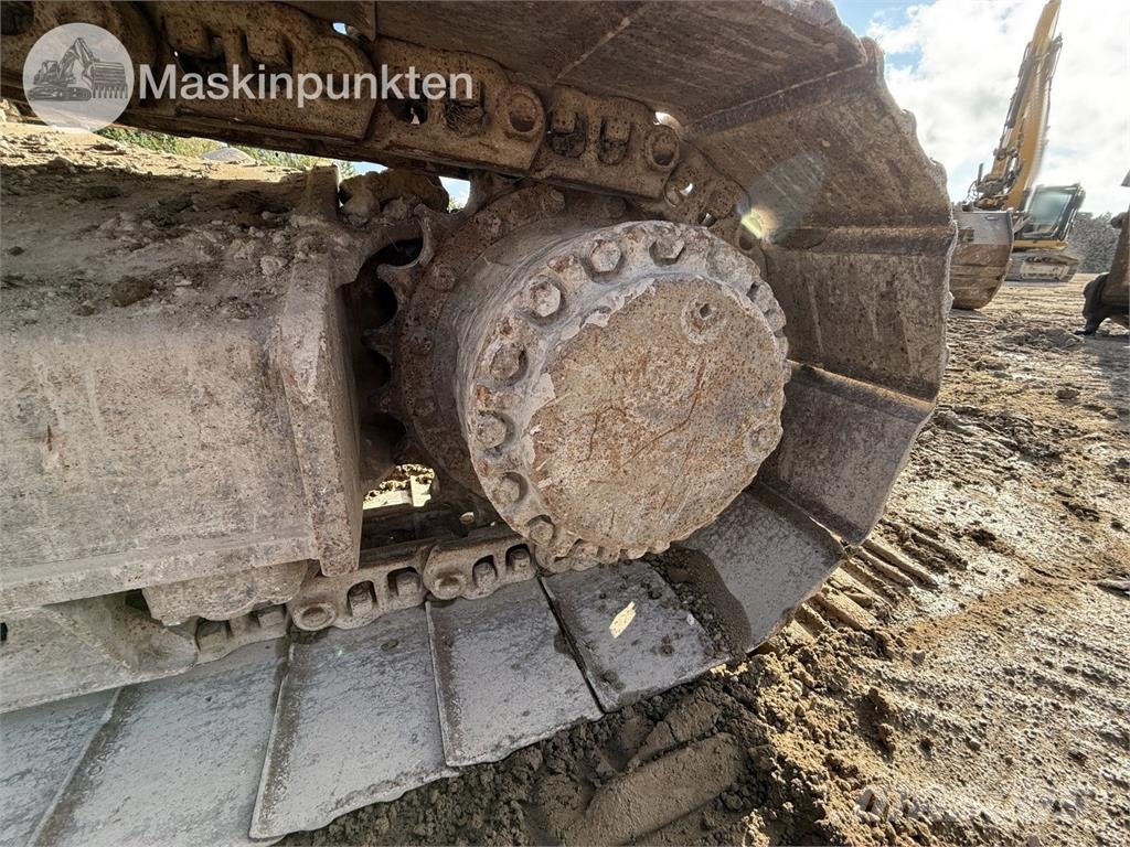 CAT 324D Lánctalpas kotrók