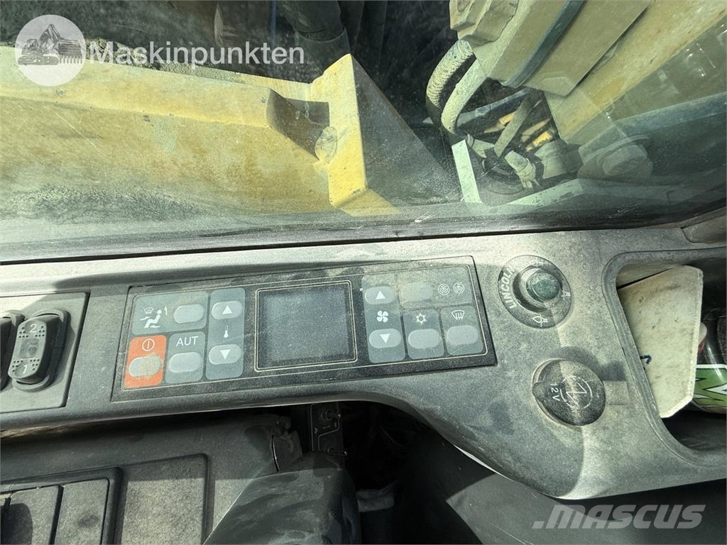 CAT 324D Lánctalpas kotrók