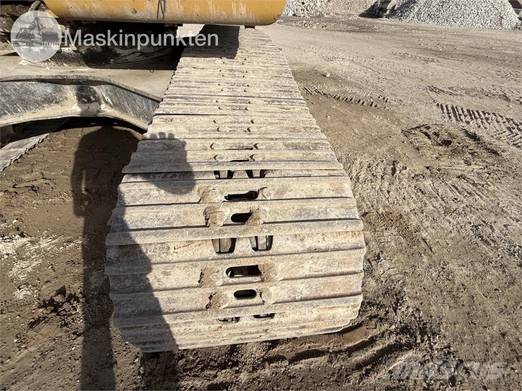 CAT 324D Lánctalpas kotrók