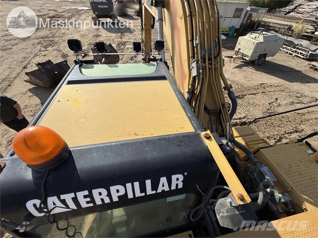 CAT 324D Lánctalpas kotrók
