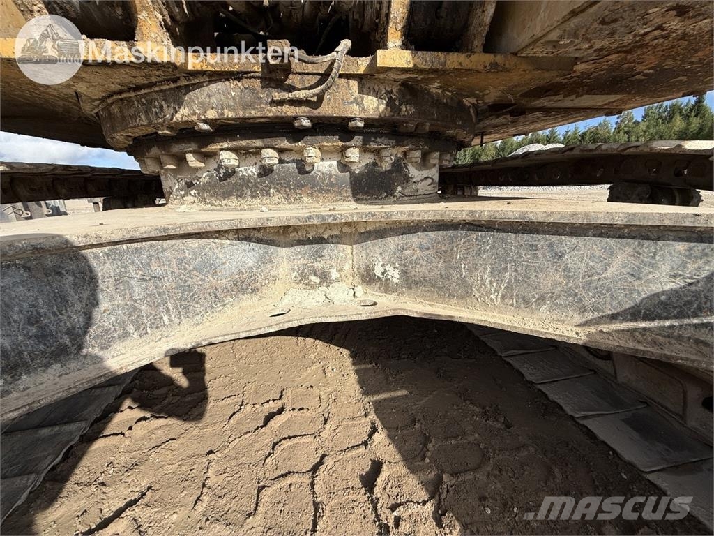 CAT 324D Lánctalpas kotrók