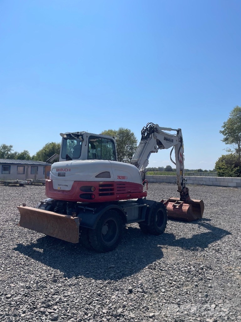 Takeuchi TB 295 W Mobilbagger