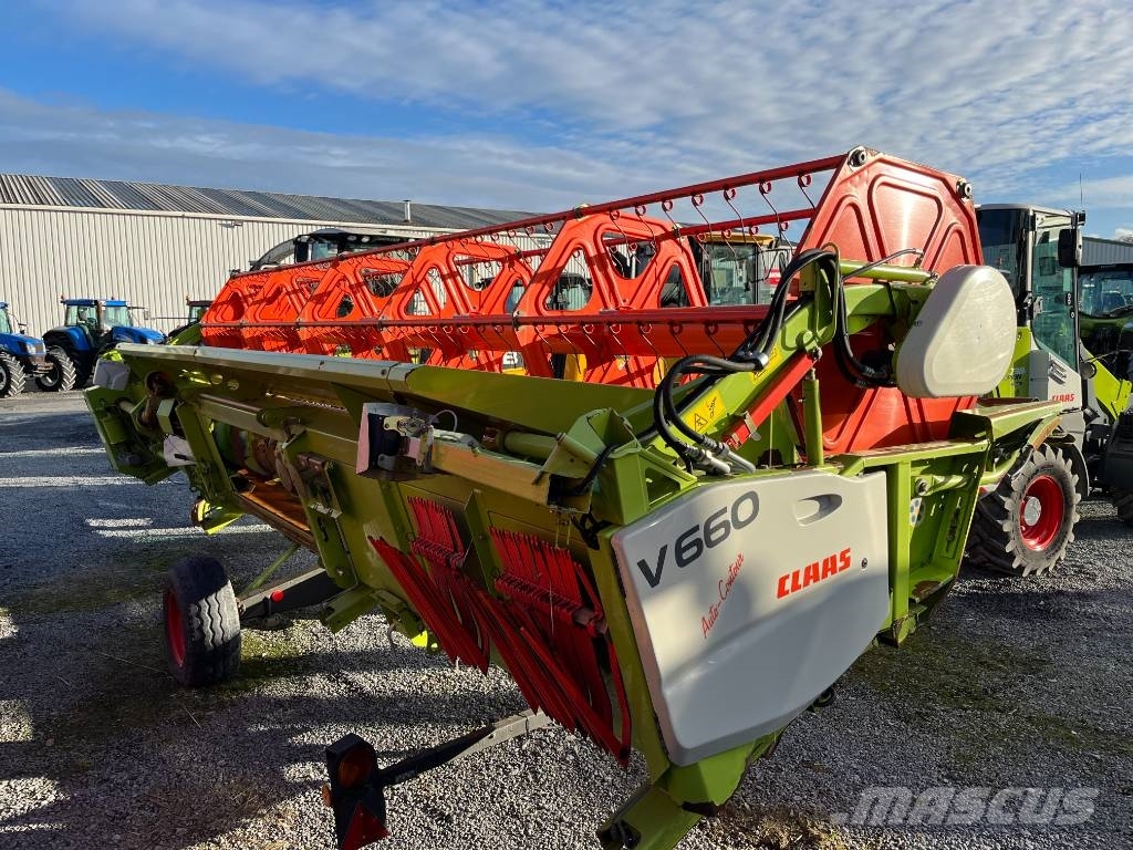 CLAAS Lexion 670 TT Kombinované zberacie stroje