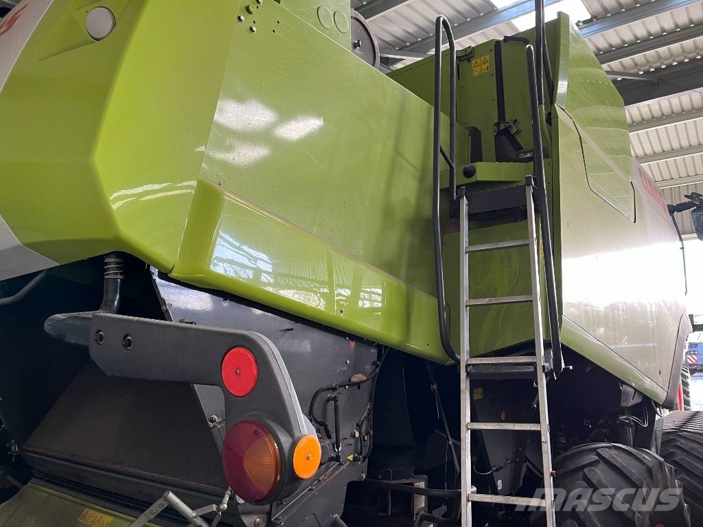 CLAAS Lexion 670 TT Kombinované zberacie stroje