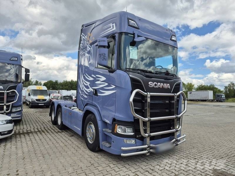 Scania S580 A6x2NA Highgline tractor unit / 3 pcs. Camiones tractor