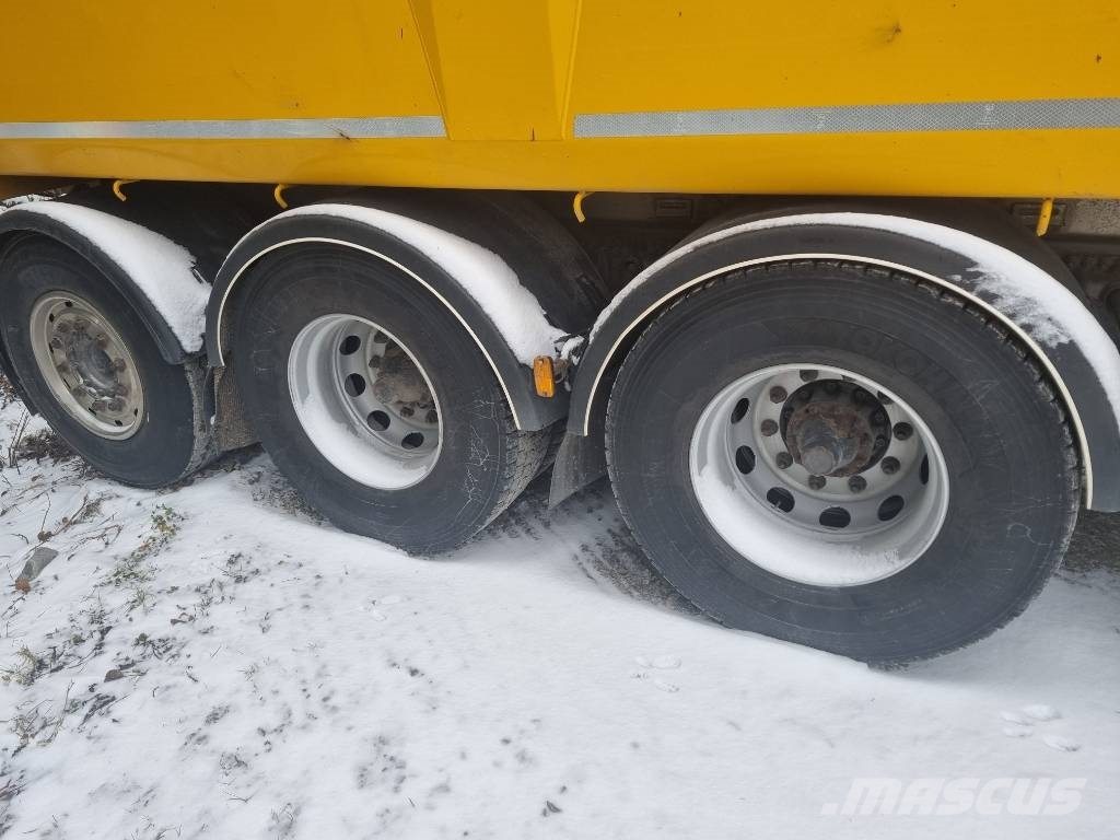Scania R 560 LB 8X4 Tippbilar