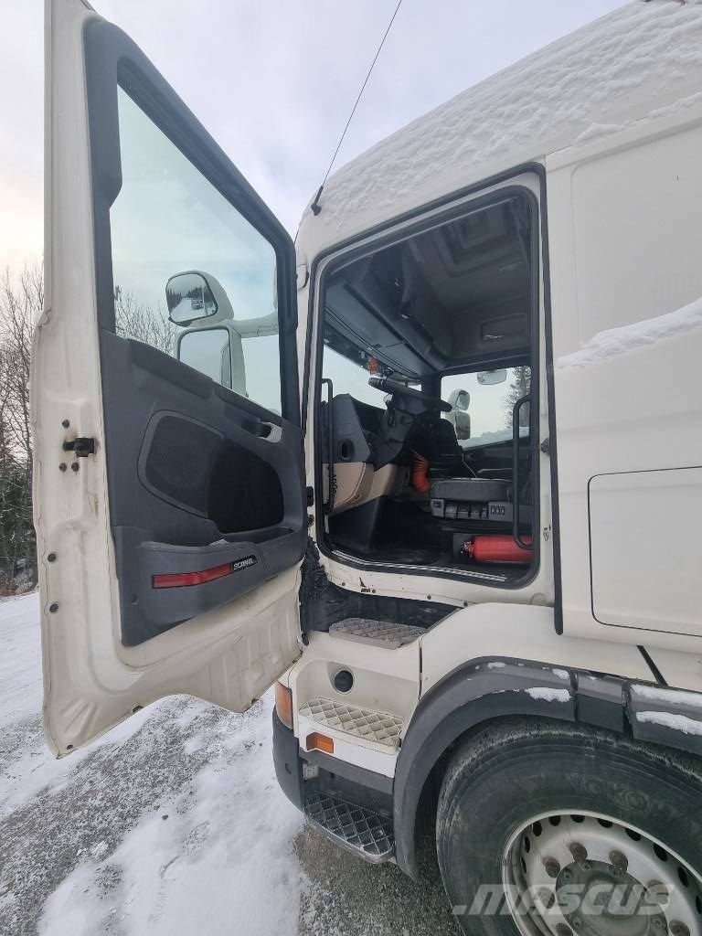 Scania R 560 LB 8X4 Tippbilar