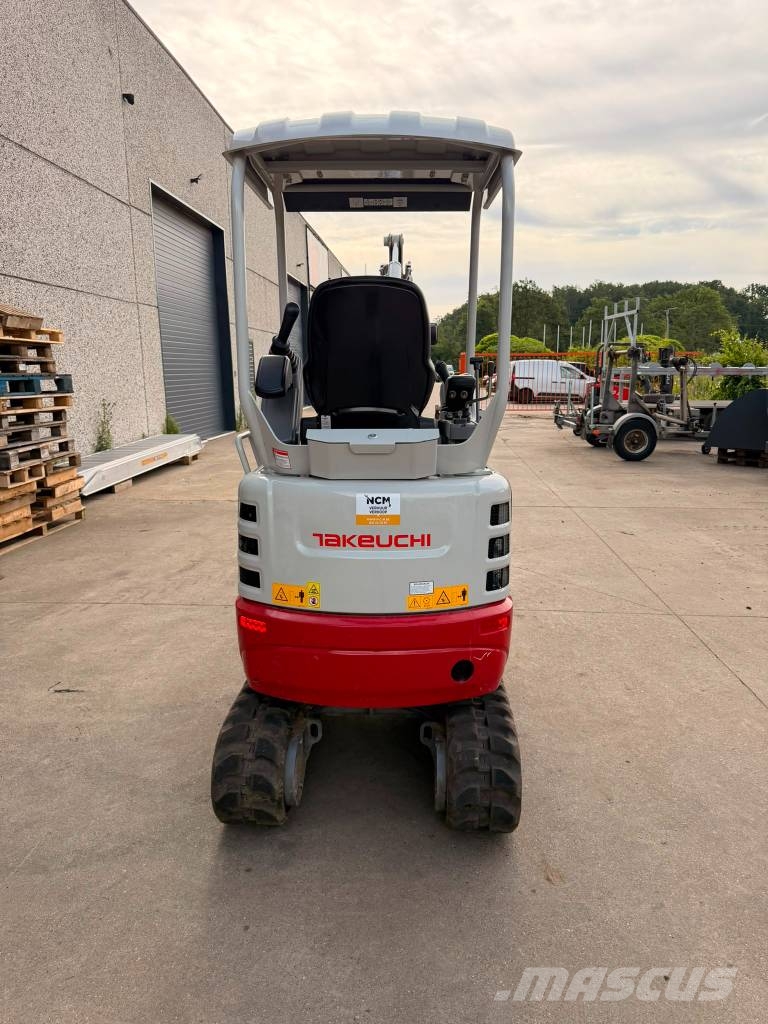 Takeuchi TB 217 R حفارات صغيرة أقل من 7 طن (حفارات صغيرة)