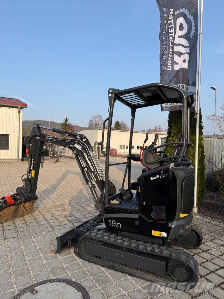 Eurocomach 19ZT Black Line, AUX2, SW und Grabenräumlöffel Mini bagri <7t