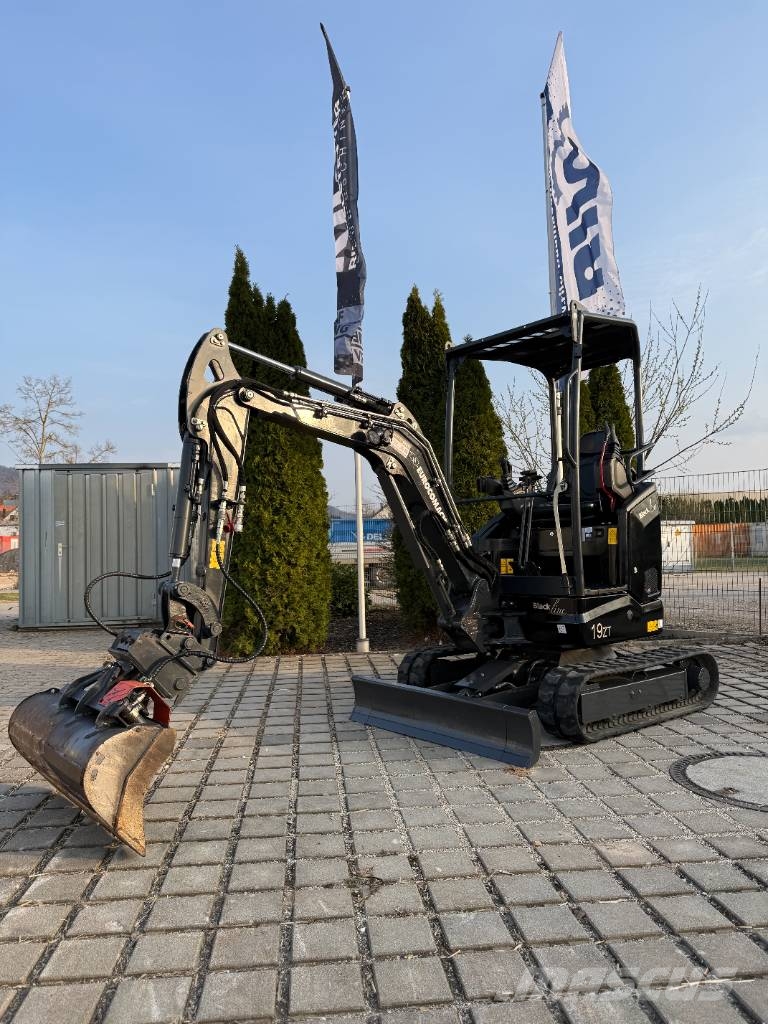 Eurocomach 19ZT Black Line, AUX2, SW und Grabenräumlöffel Mini bagri <7t