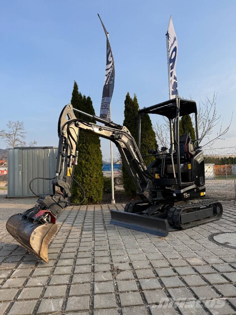 Eurocomach 19ZT Black Line, AUX2, SW und Grabenräumlöffel Mini bagri <7t