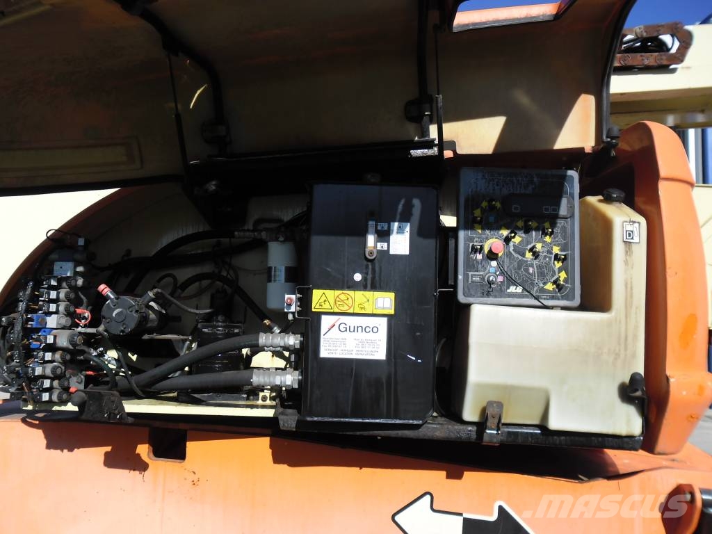 JLG 800 AJ Zglobne podizne platforme