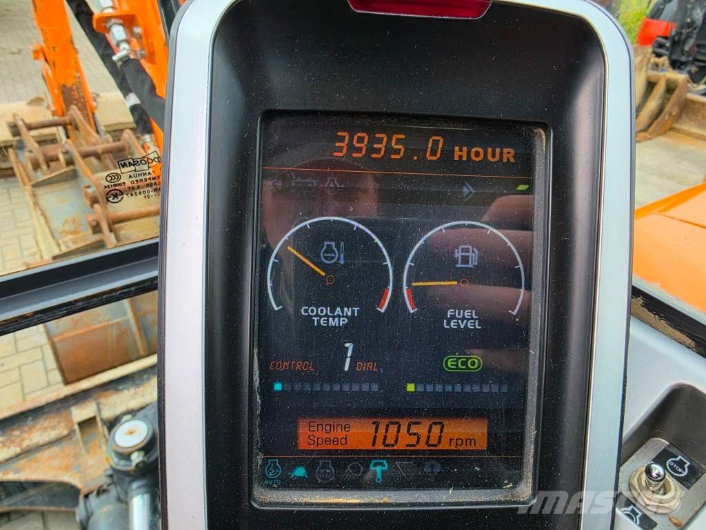 Doosan DX 85 R-3 Midi excavators  7t - 12t
