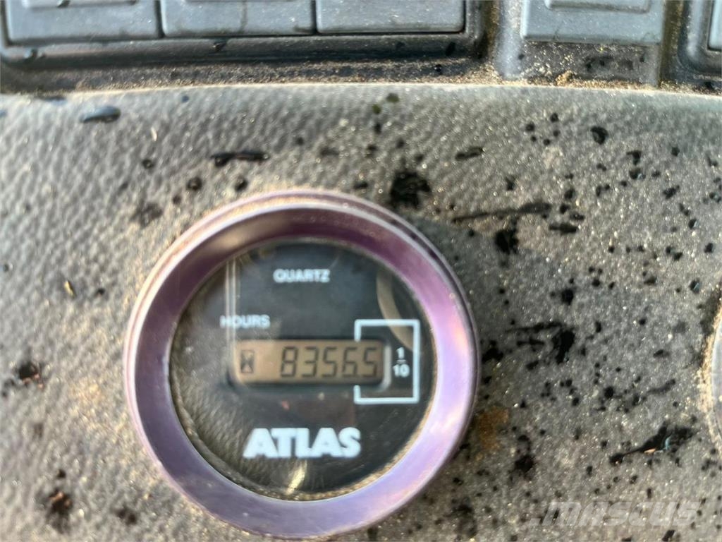 Atlas 86 E لوادر بعجل