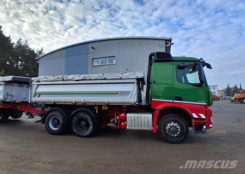 Mercedes-Benz AROCS 2646 963 6x6 Camiones bañeras basculantes o volquetes