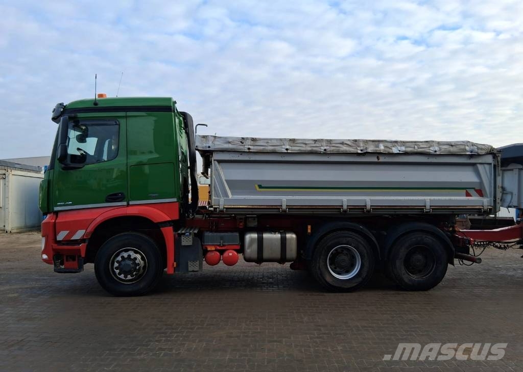 Mercedes-Benz AROCS 2646 963 6x6 Camiones bañeras basculantes o volquetes