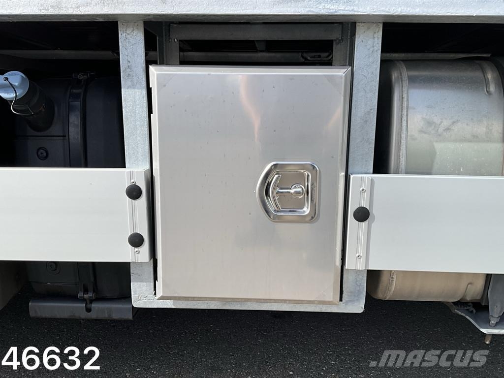 DAF FAN CF 300 Nieuwe Oprijcarrosserie Just 147.210 km Vehicle transporters