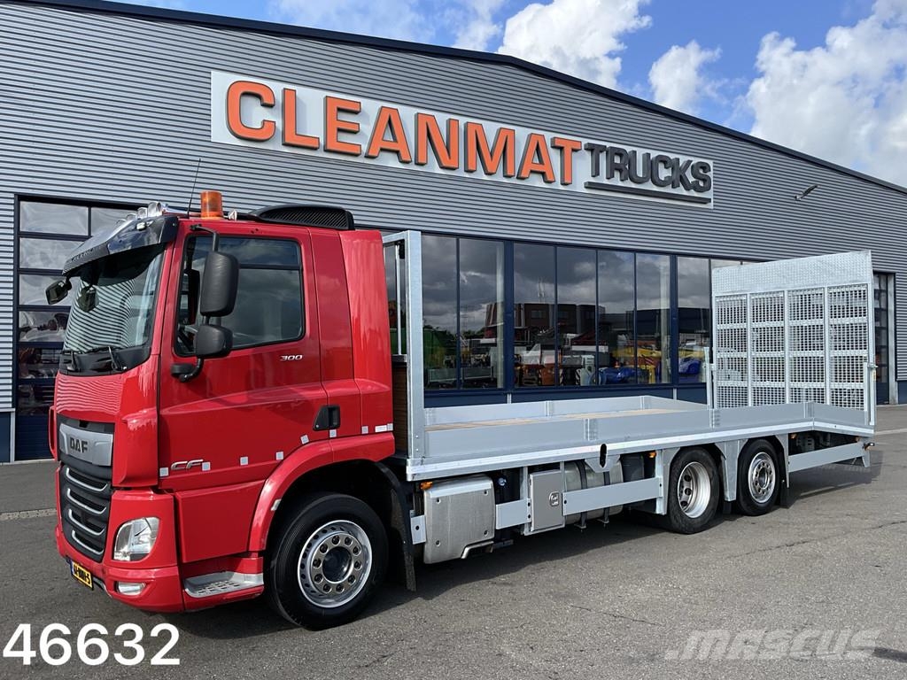 DAF FAN CF 300 Nieuwe Oprijcarrosserie Just 147.210 km Vehicle transporters