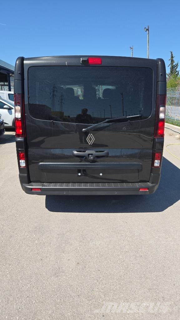 Renault Trafic Mikroautobusai