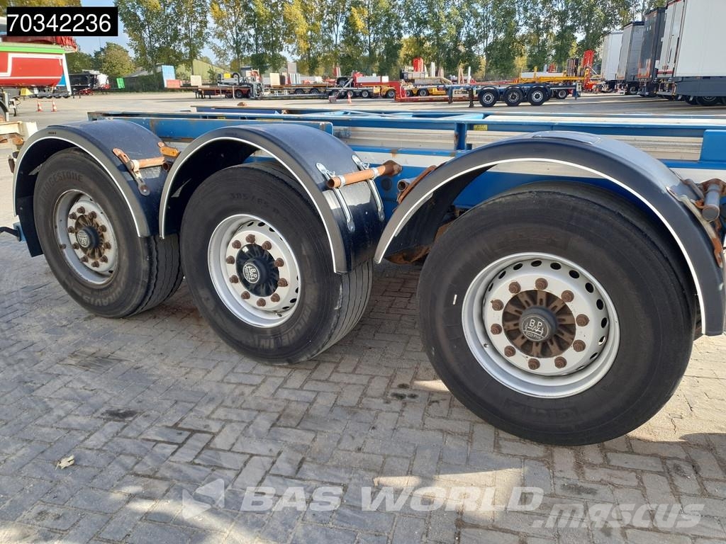 Renders - Has 3 axles Liftachse Mutl 45ft Containertrailer