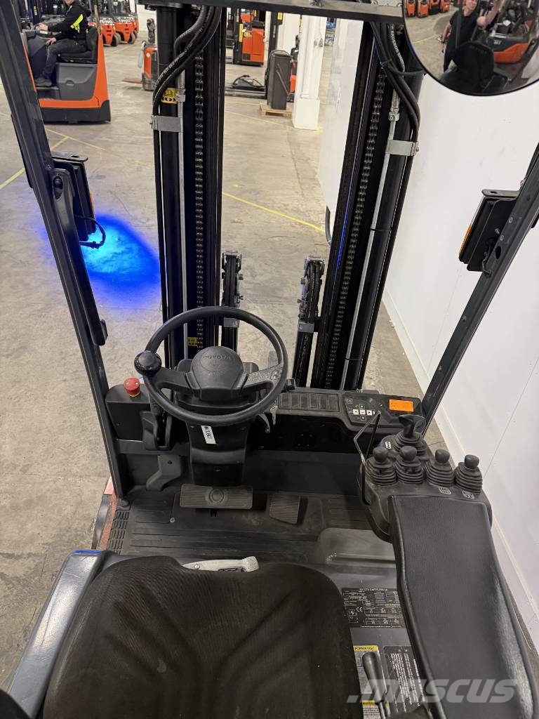 Toyota truck 7FBEST15 Elektro Stapler