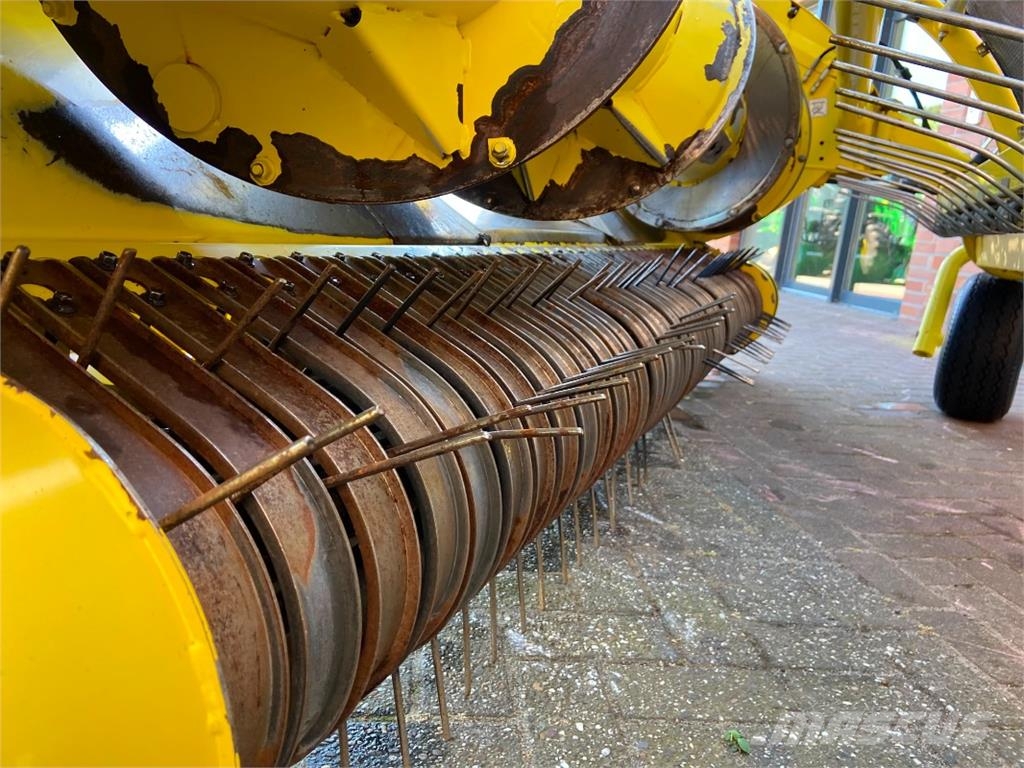 John Deere 639 Premium Heinä- ja tuorerehukoneiden tarvikkeet