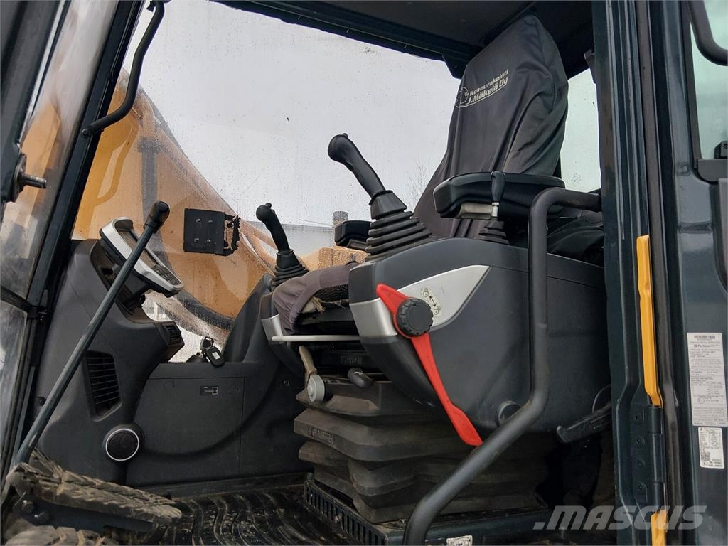 Hyundai HX160L Excavadoras sobre orugas