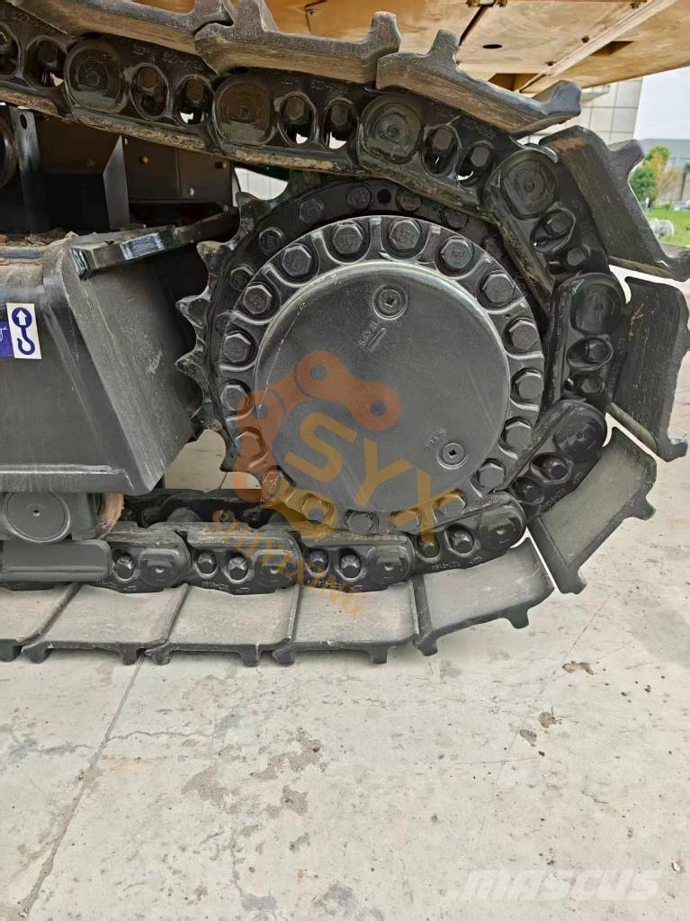 CAT 374 Raupenbagger