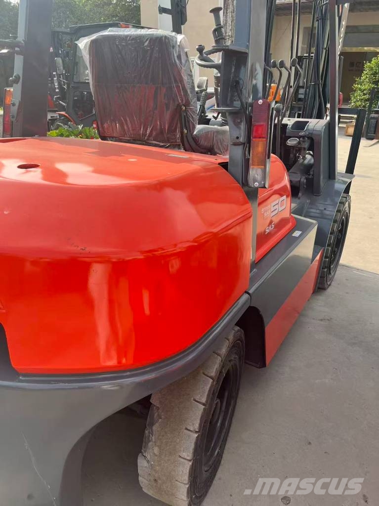 Toyota 6F 50 Dīzeļa autoiekrāvēji