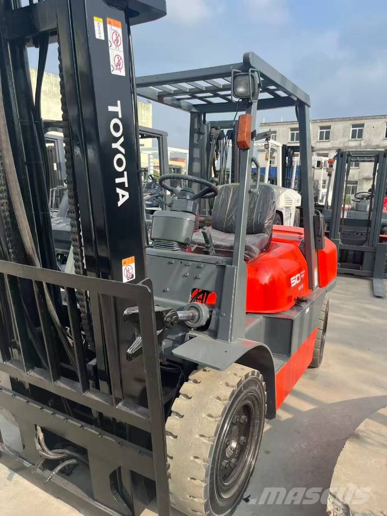 Toyota 6F 50 Dīzeļa autoiekrāvēji