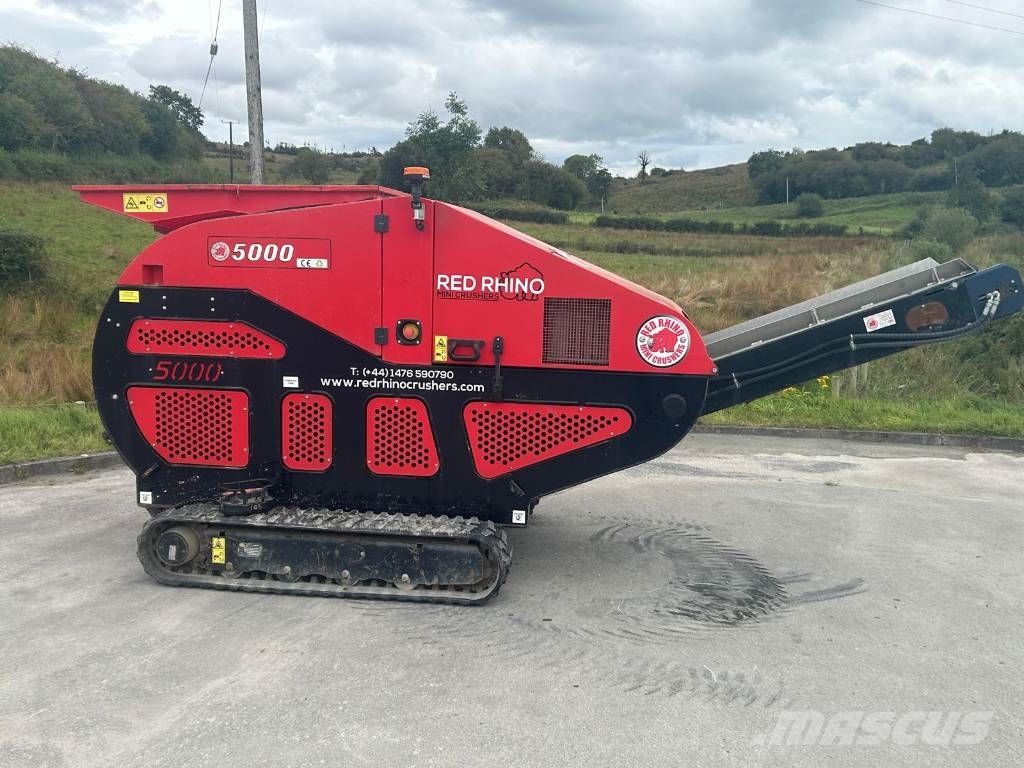 Red Rhino 5000 Mini Crusher 5000 移动式破碎机