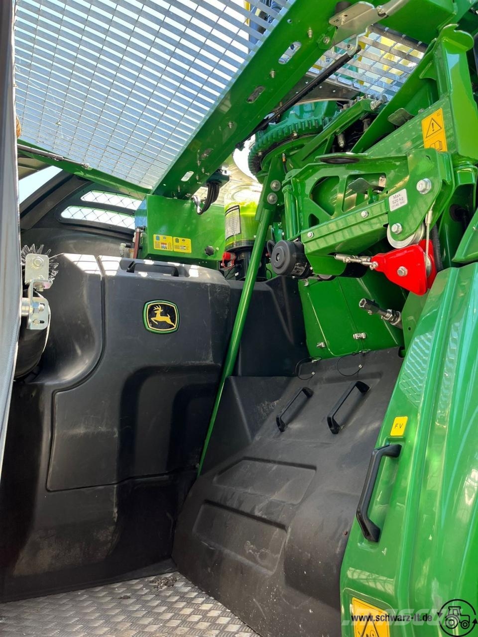 John Deere 9700 Samochodné kosačky