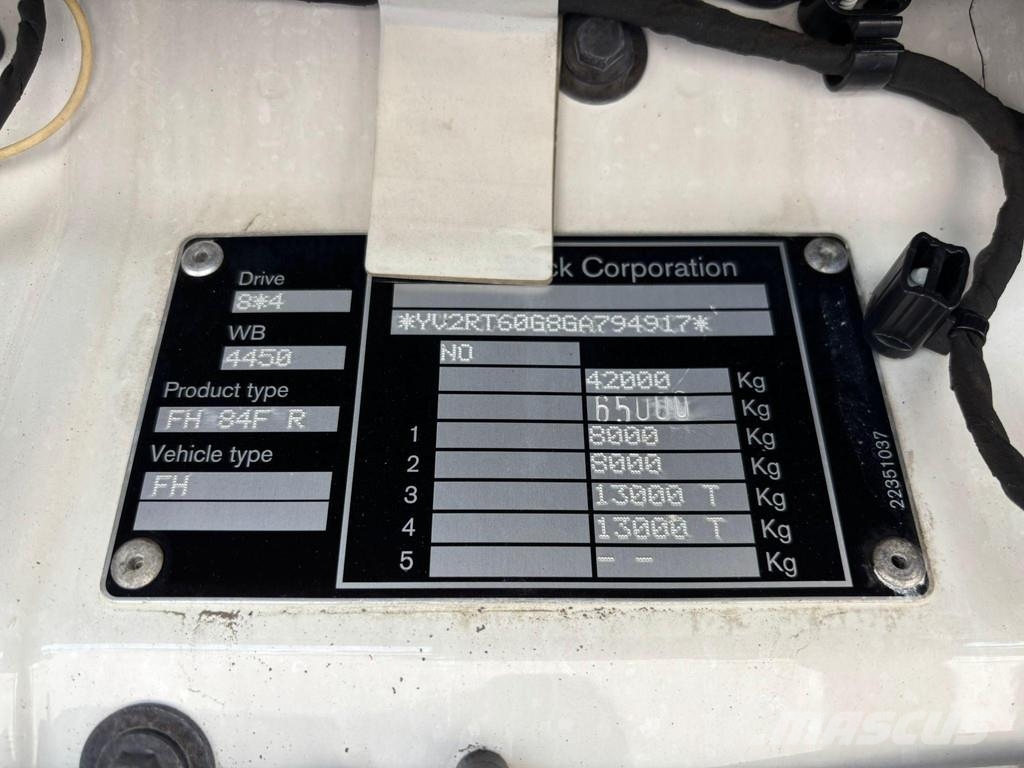 Volvo FH 540 8x4 RETARDER / TANDEM AXLE LIFT / BOX L=549 شاحنات قلابة